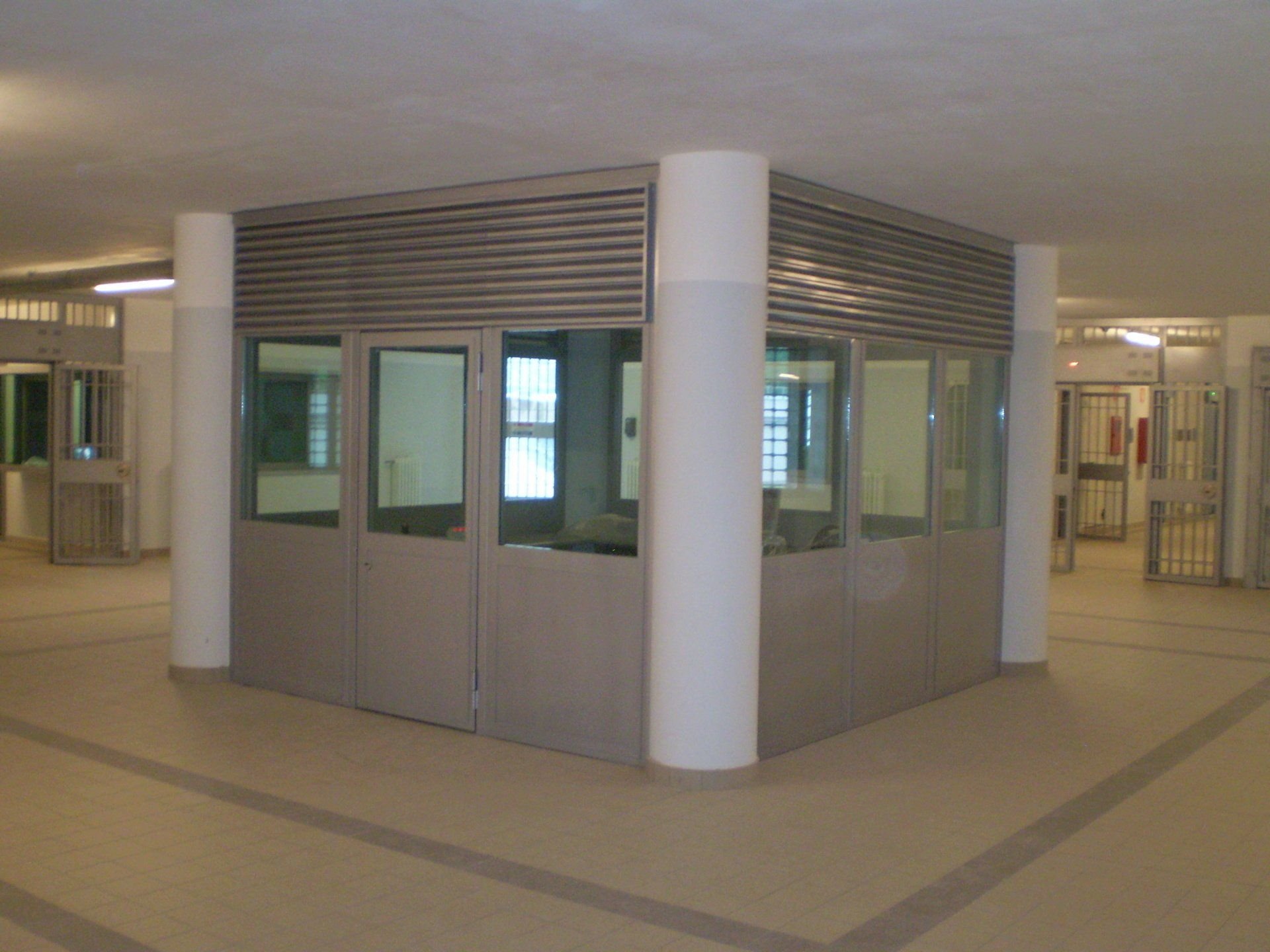 Box agenti e posto di guardia